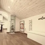 G-House